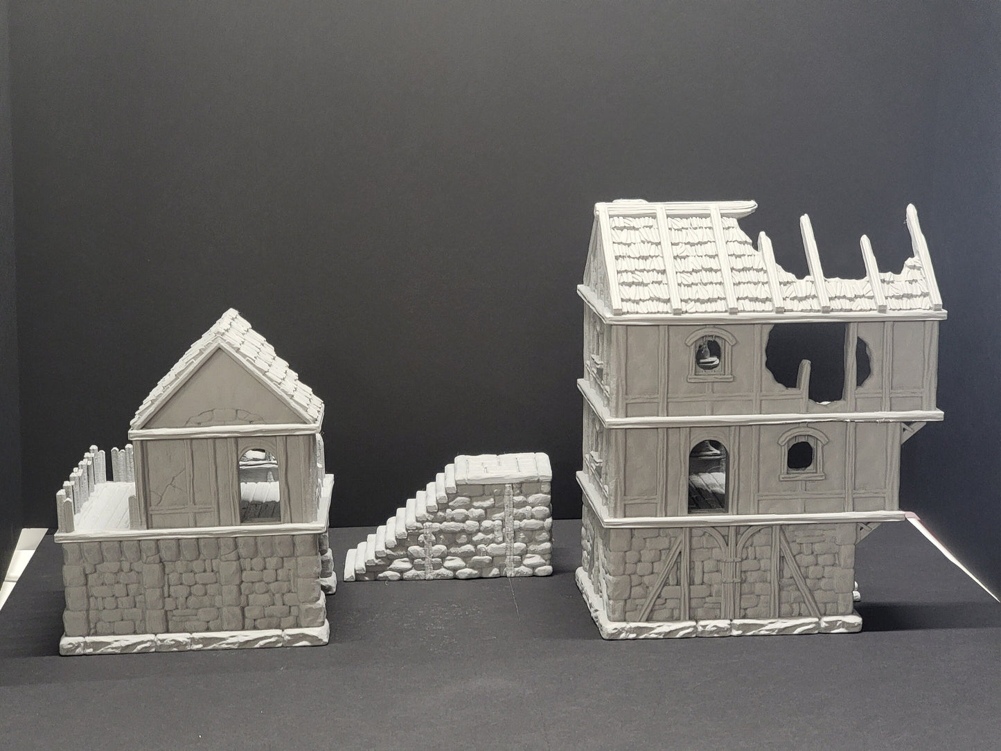 Damned City Ruined Coach House by Dadi Dungeon & Dintorni Terrain