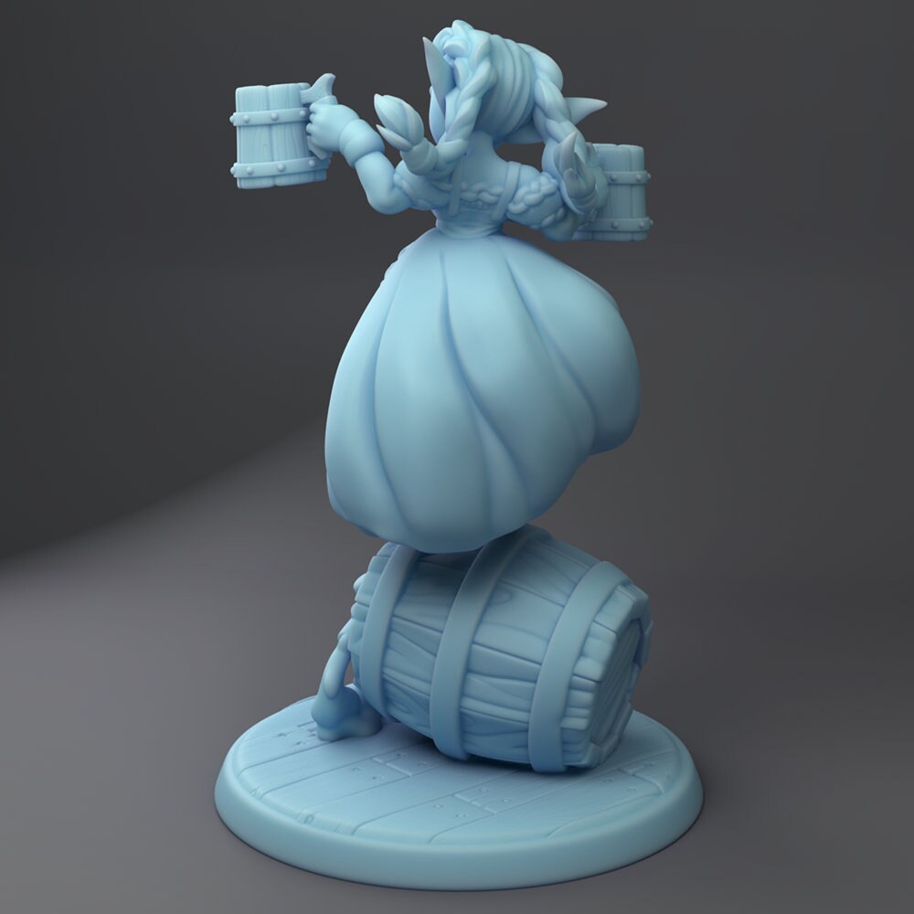 Goblin Waitress from "Tavern Drinking Contest" by Twin Goddess Miniautres