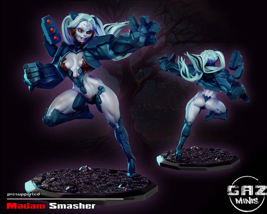 Madam Smasher by Gaz Pin Up Miniatures