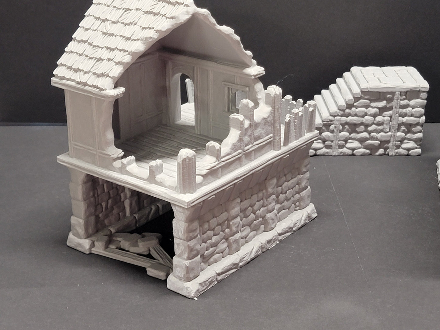 Damned City Ruined Coach House by Dadi Dungeon & Dintorni Terrain