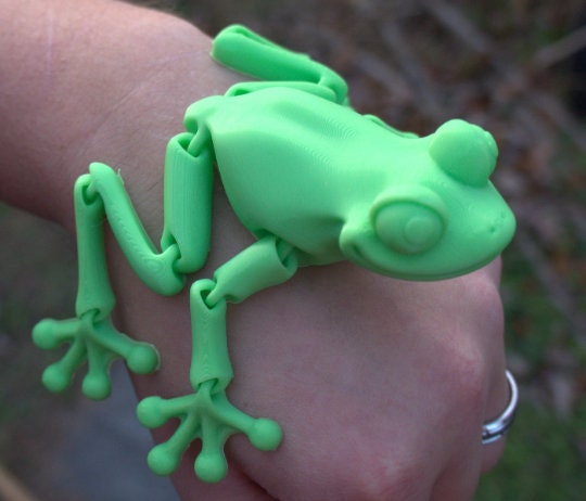 Frog Articulated Toy by Flexi Factory