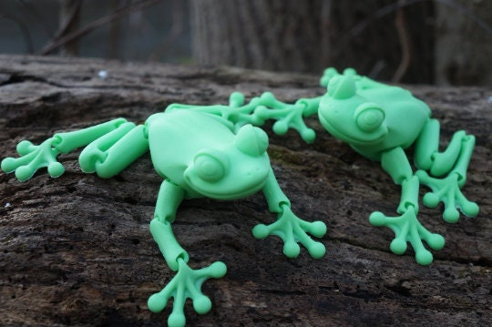 Frog Articulated Toy by Flexi Factory