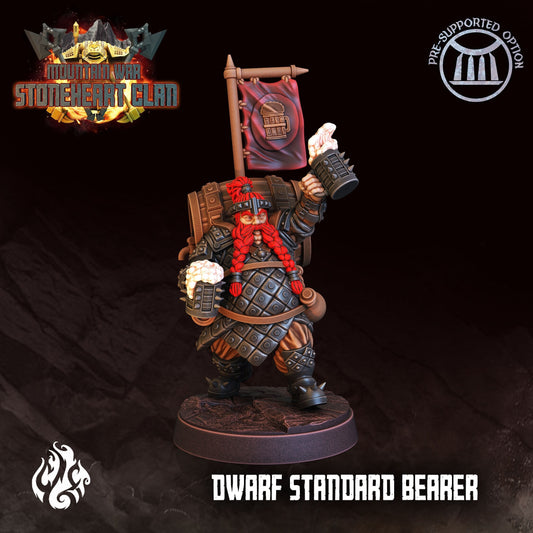 Dwarf Standard Bearer from "Stoneheart Clan" from Crippled God Foundry