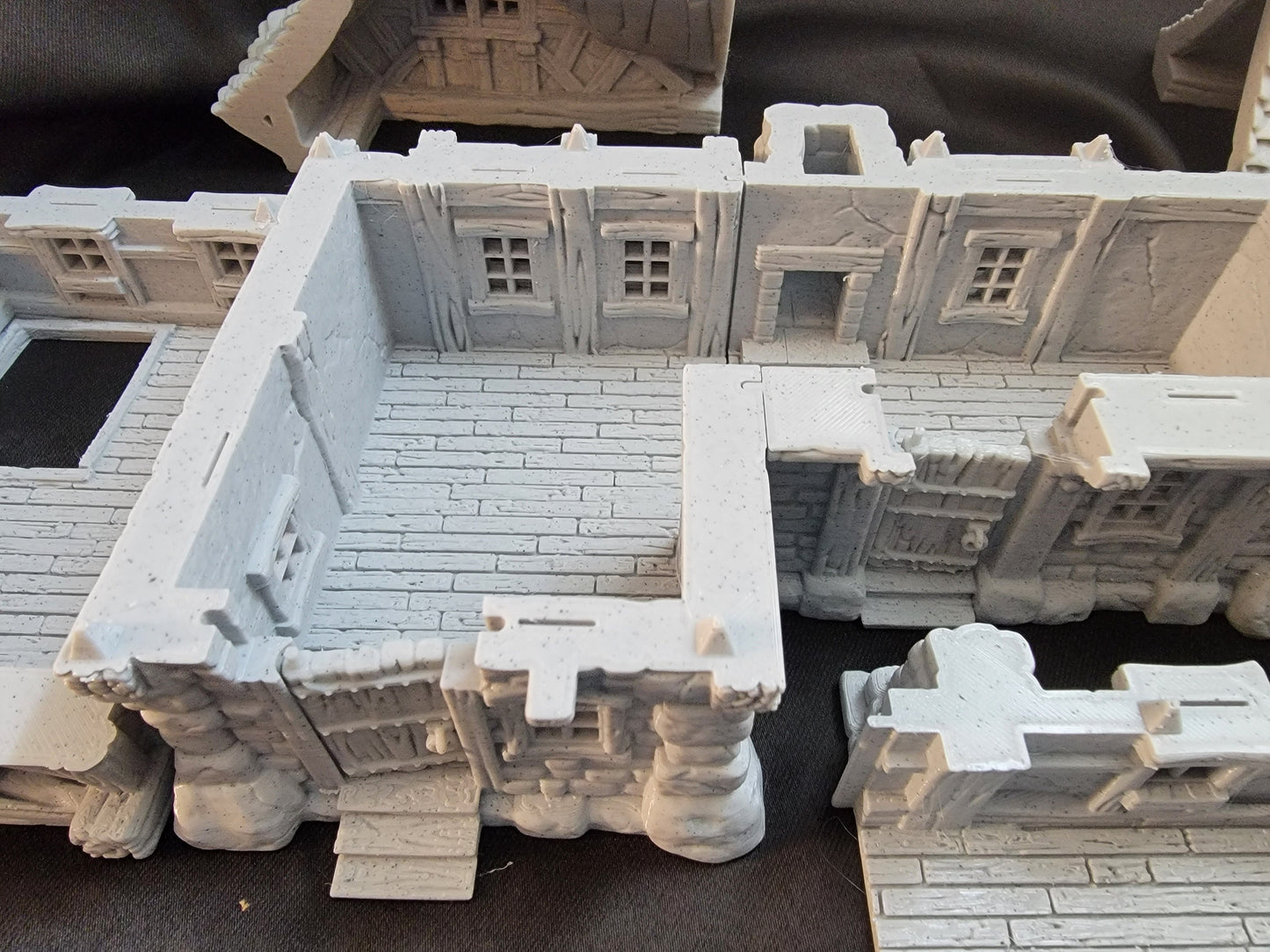 Medium House from "City of Firwood" by STL Miniatures Terrain 28mm
