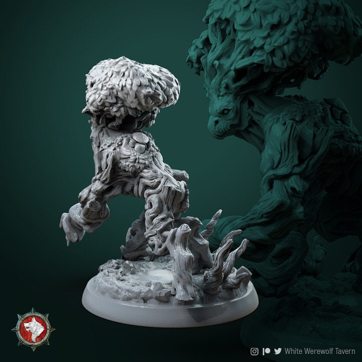 Pieca-gryphus from "Circle of Druids" by White Werewolf Tavern Miniatures